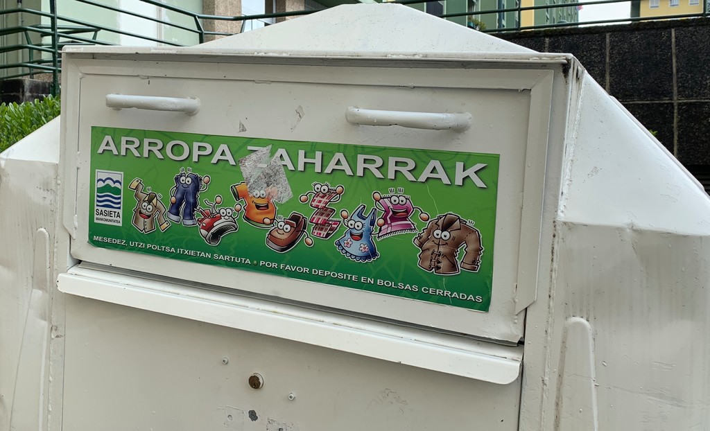 Arropa bilketa zerbitzua astelehenean hasiko da