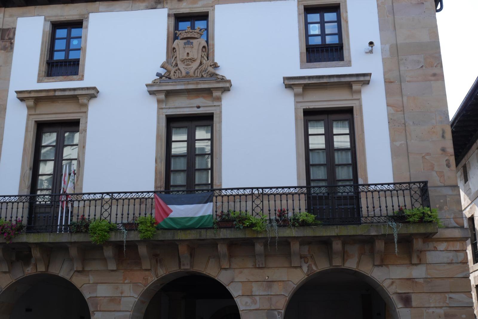 Palestinaren aldeko lanuzteak ordutegietan aldaketak eragingo ditu
