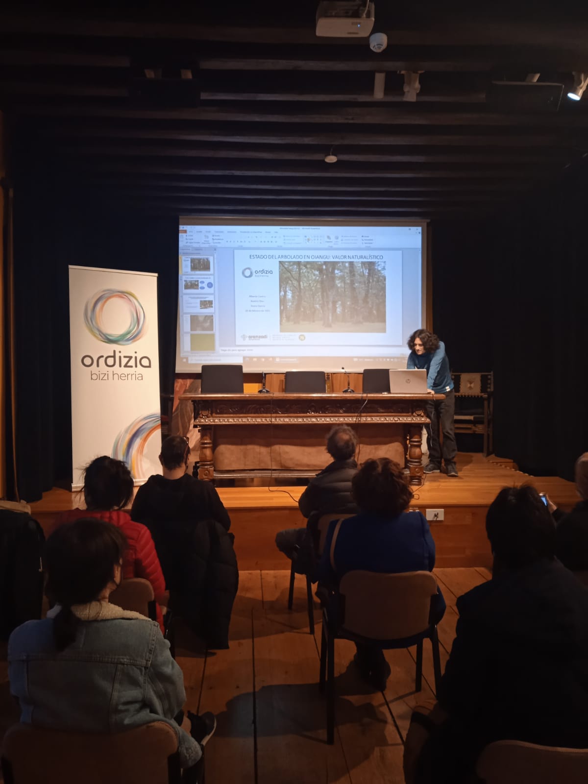 [Bideoa] Oianguko zuhaiztiaren egoera